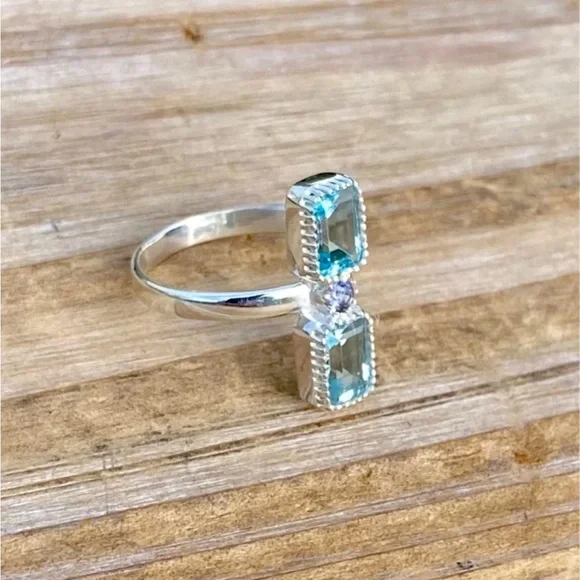 Topaz & Iolite Ring - Picture 8 of 9